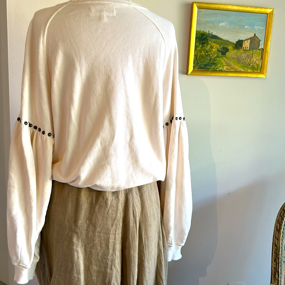 THE GREAT Distressed Sweatshirt with Studded Fancy Sleeves. Cozy 100% Cotton - Picture 5 of 8